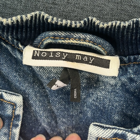 Jean jacket - Picture 2 of 2